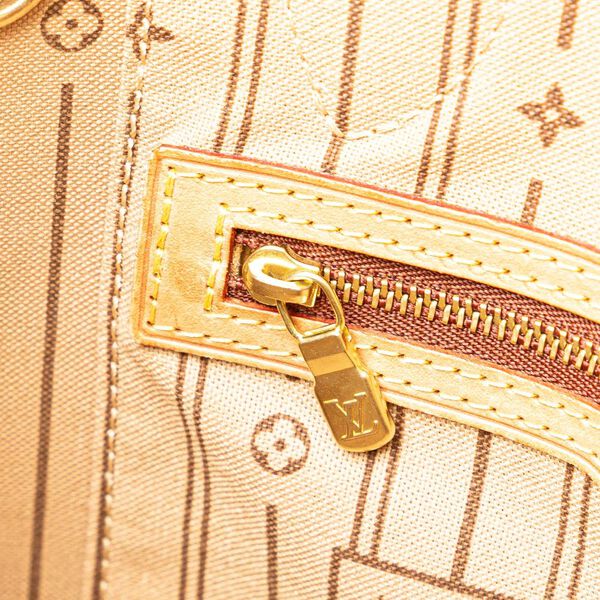 Louis Vuitton Neverfull