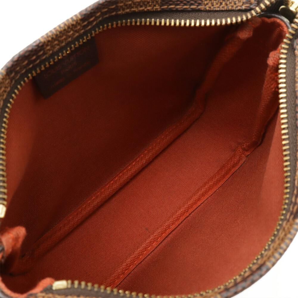 Louis Vuitton Trousse Makeup