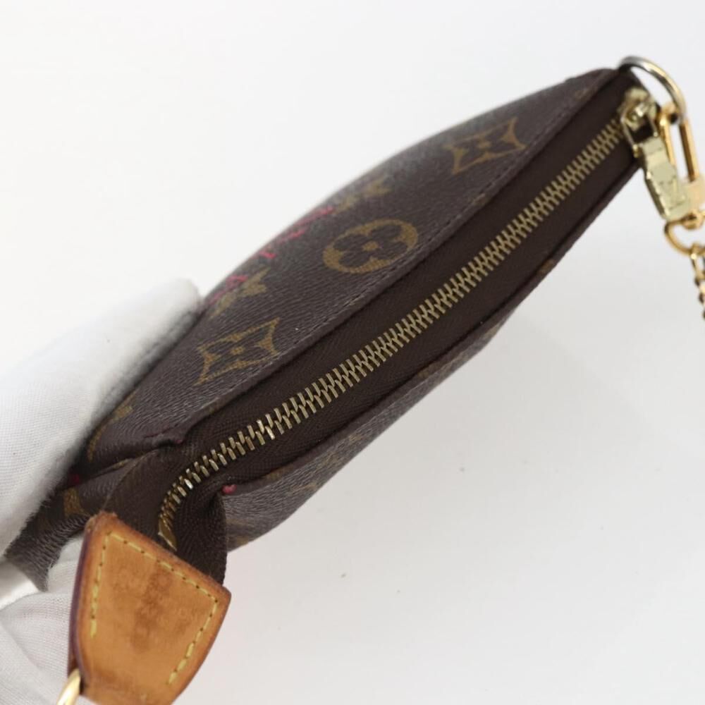 Louis Vuitton Pochette Accessoires