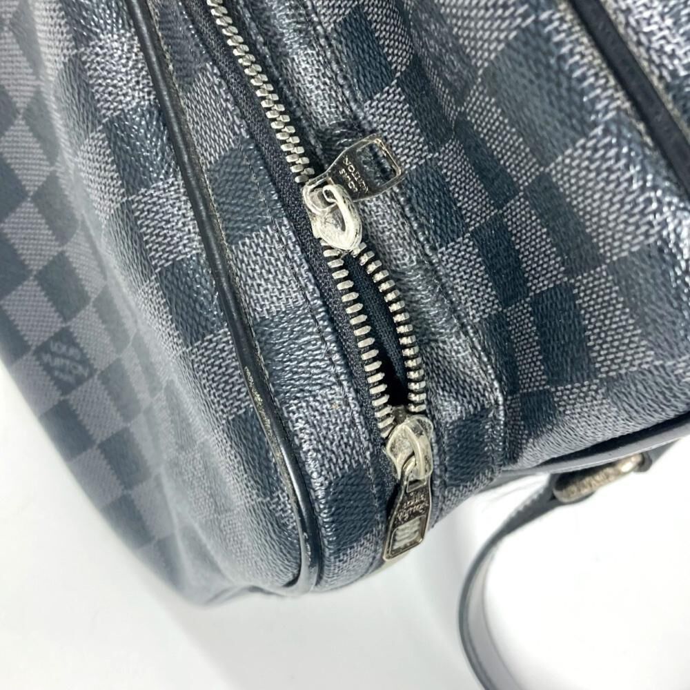 Louis Vuitton Messenger