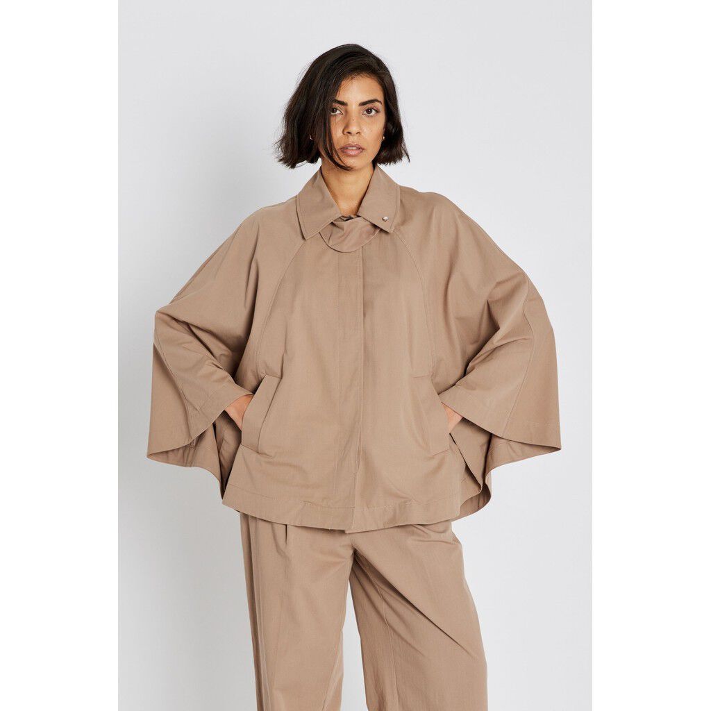 415HMBarber cape jacket