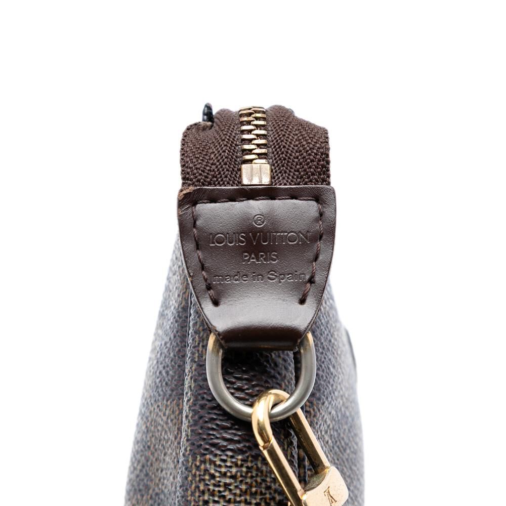 Louis Vuitton Pochette Accessoires