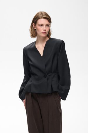 CARAHIW BLAZER