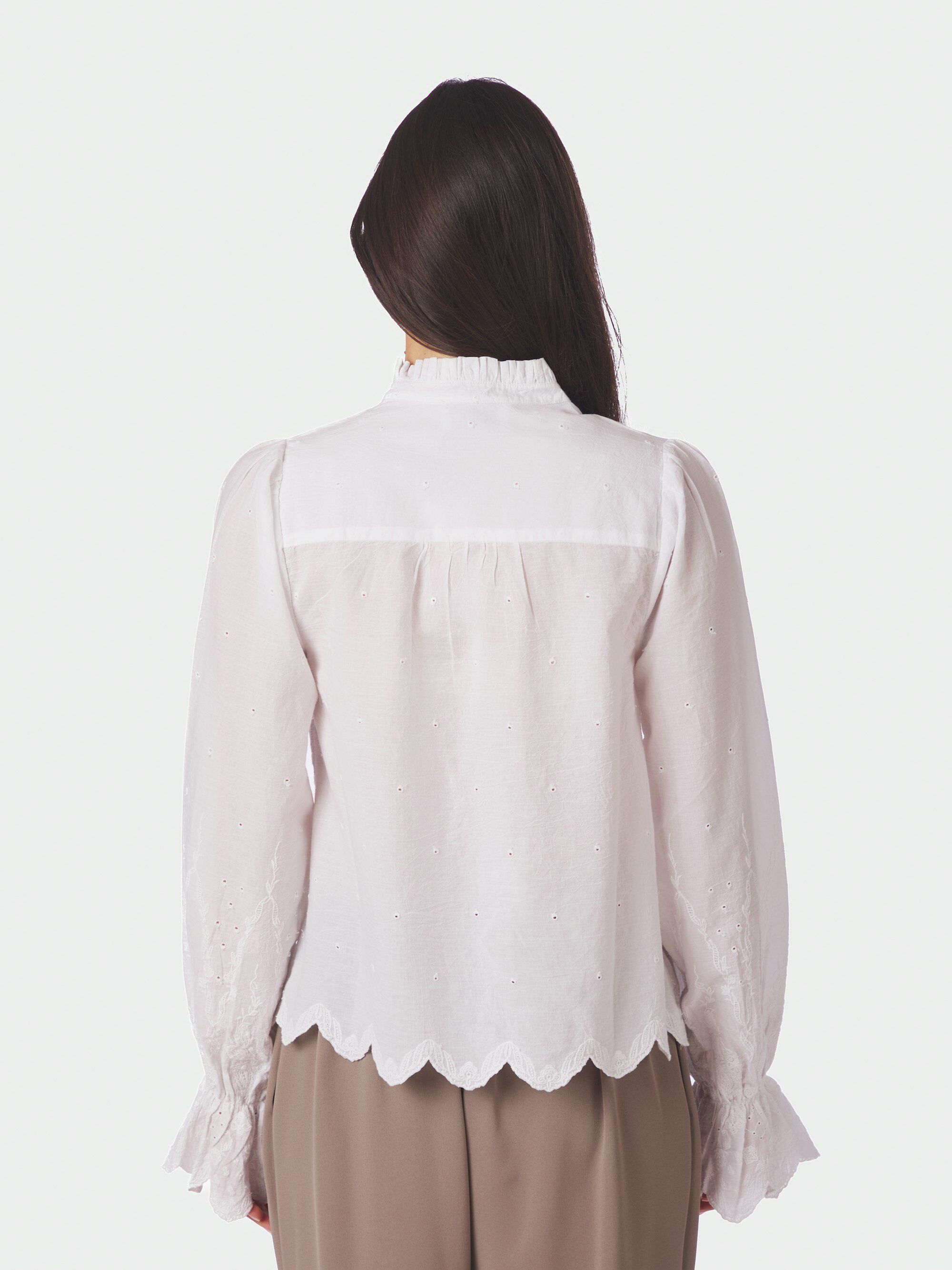 Amara Delicate Emb Blouse