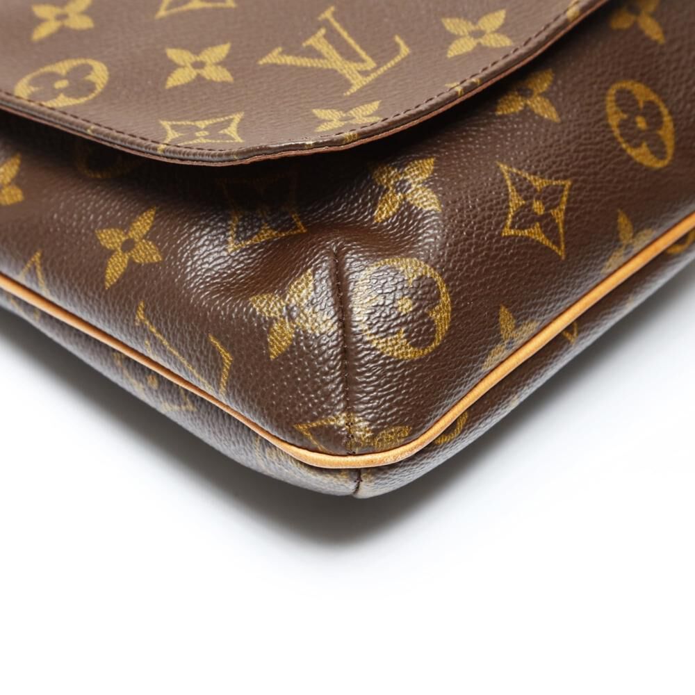 Louis Vuitton Musette Salsa