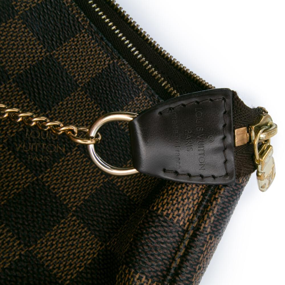 Louis Vuitton Pochette Accessoires