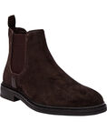 Chelsea boots