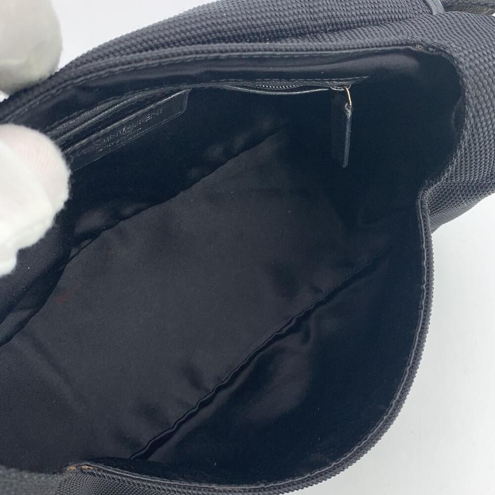 Yves Saint Laurent Shoulder Bag