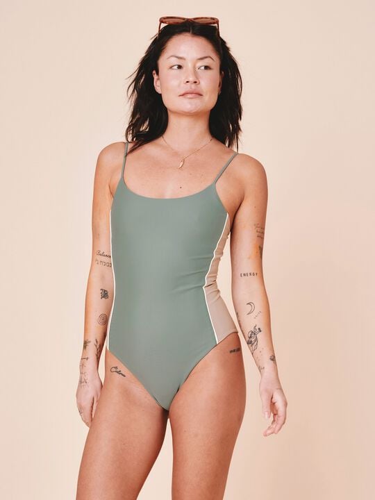 Penida Colorblock badedragt - Deep/Flame