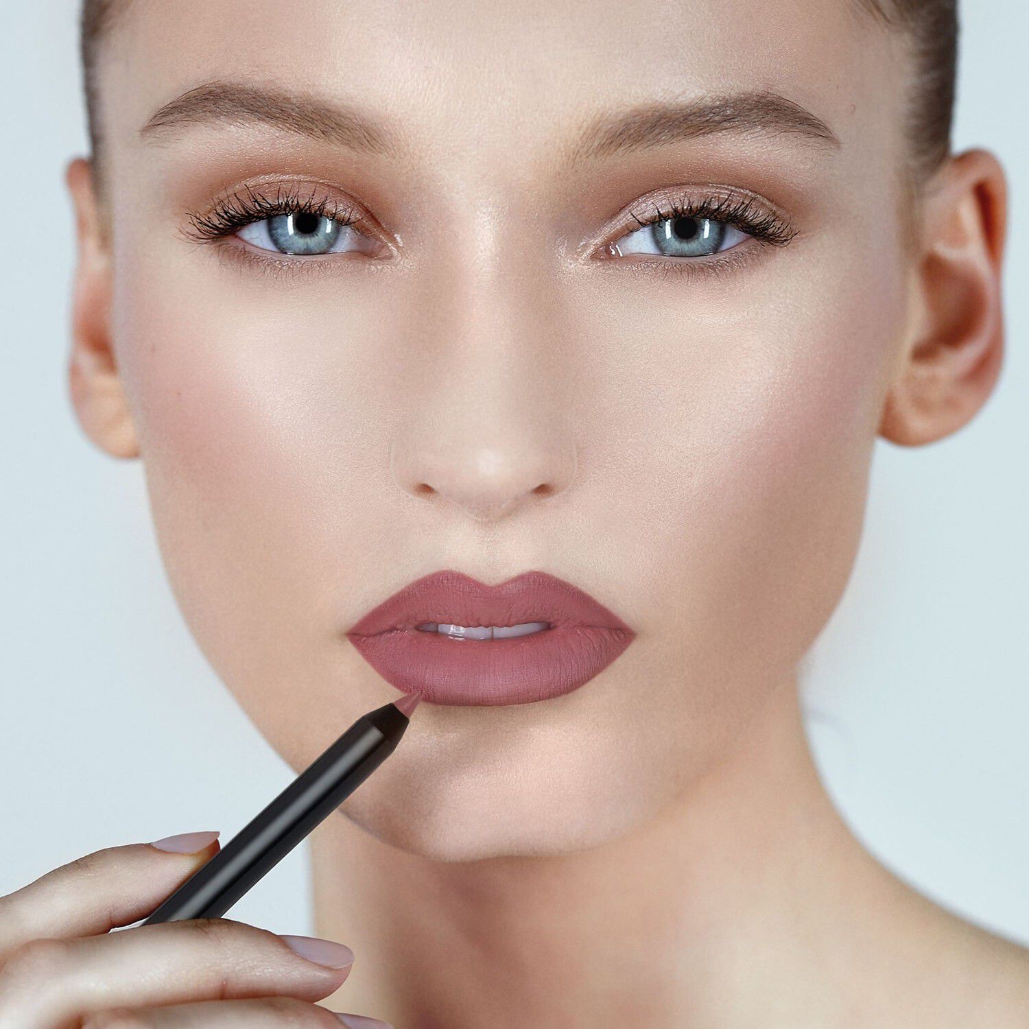 Legendary Longwear Lip Liner - L&auml;pppenna