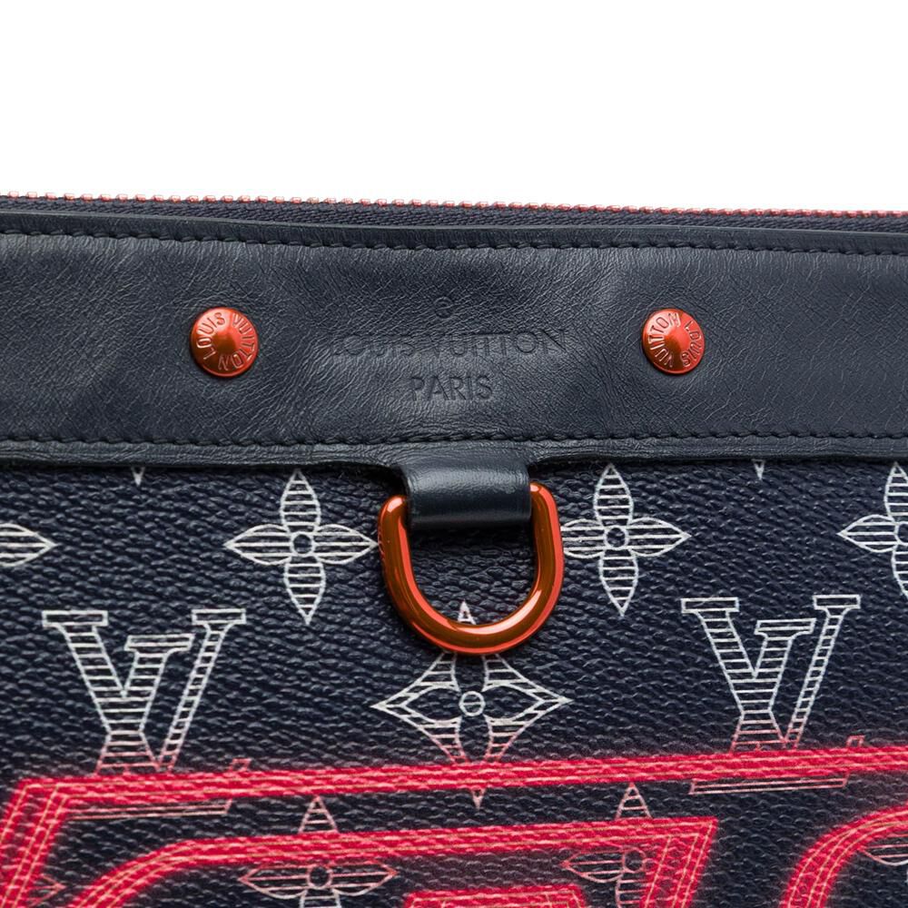 Louis Vuitton Pochette Apollo