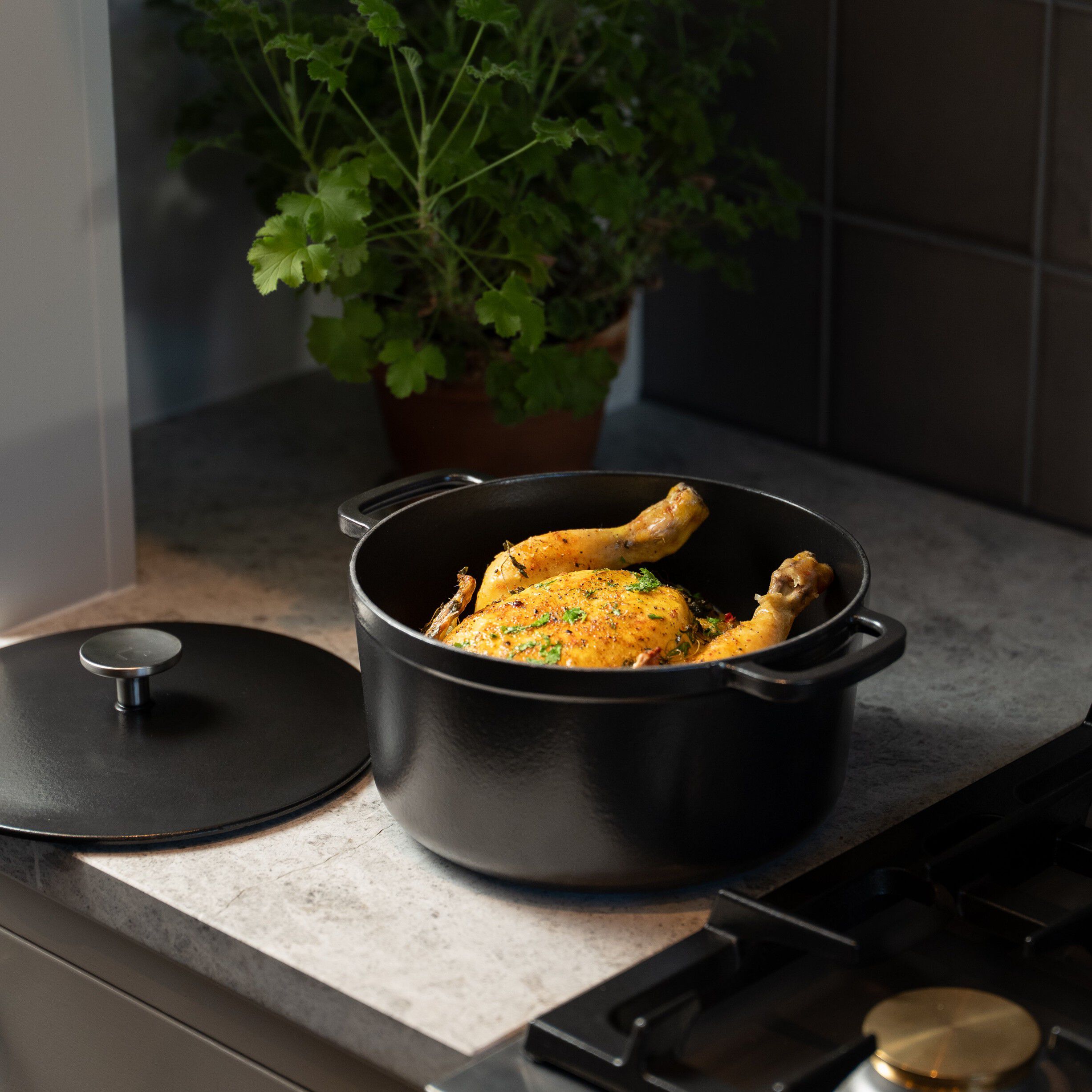 Emaljeret st&oslash;bejernsgryde 4,5L - Matsort