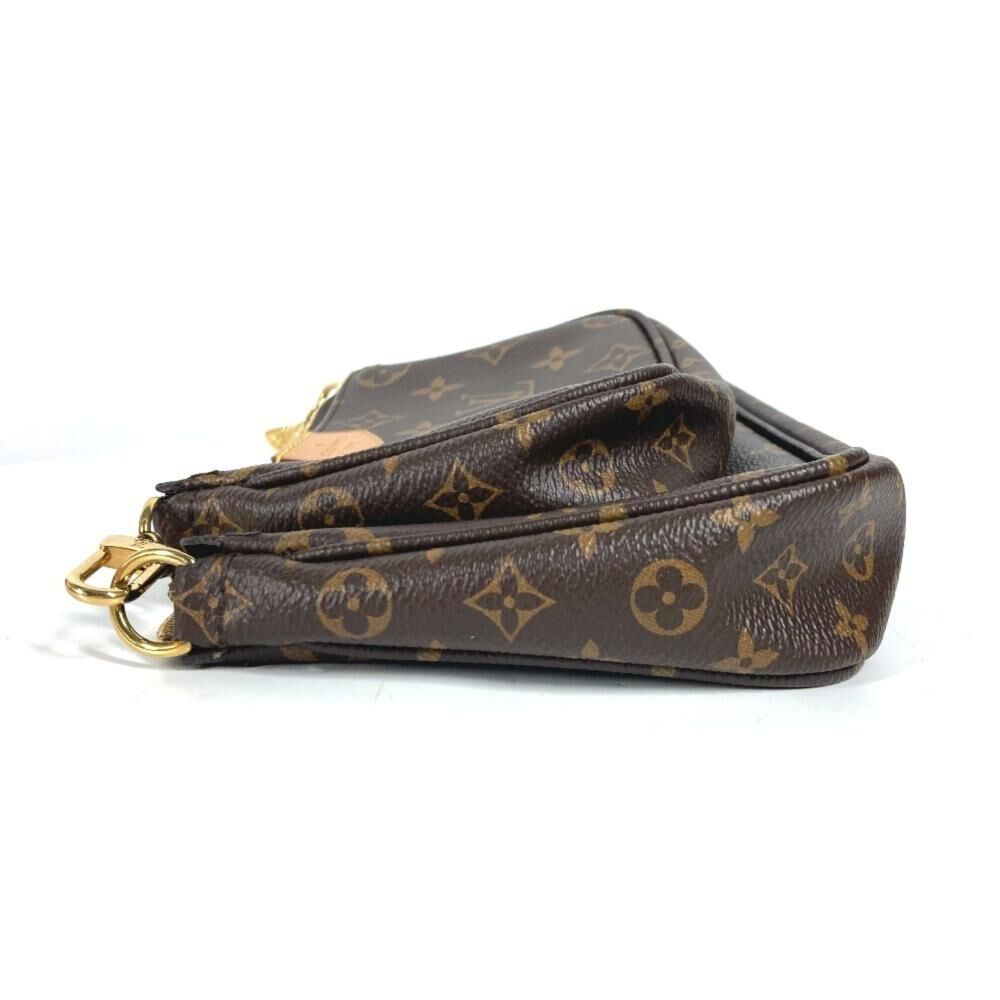 Louis Vuitton Pochette Accessoires