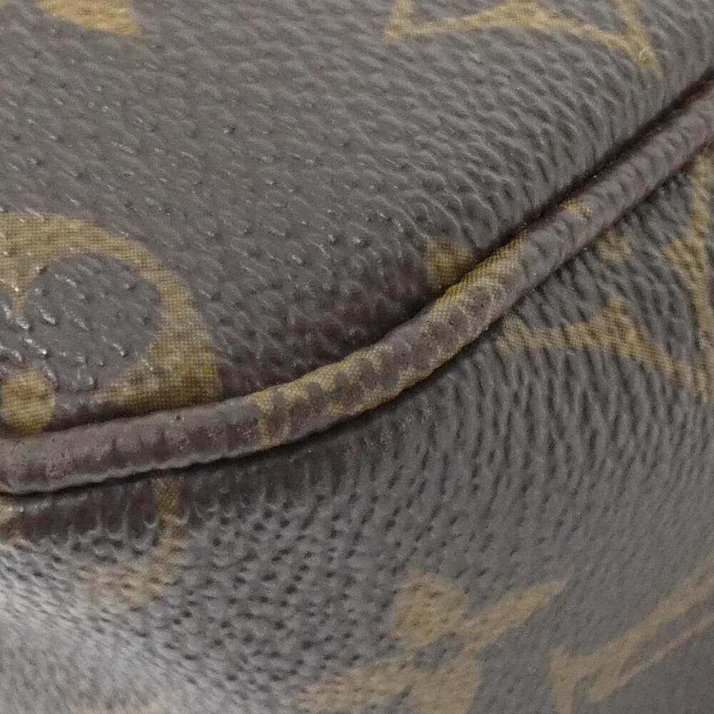 Louis Vuitton Shoulder Bags
