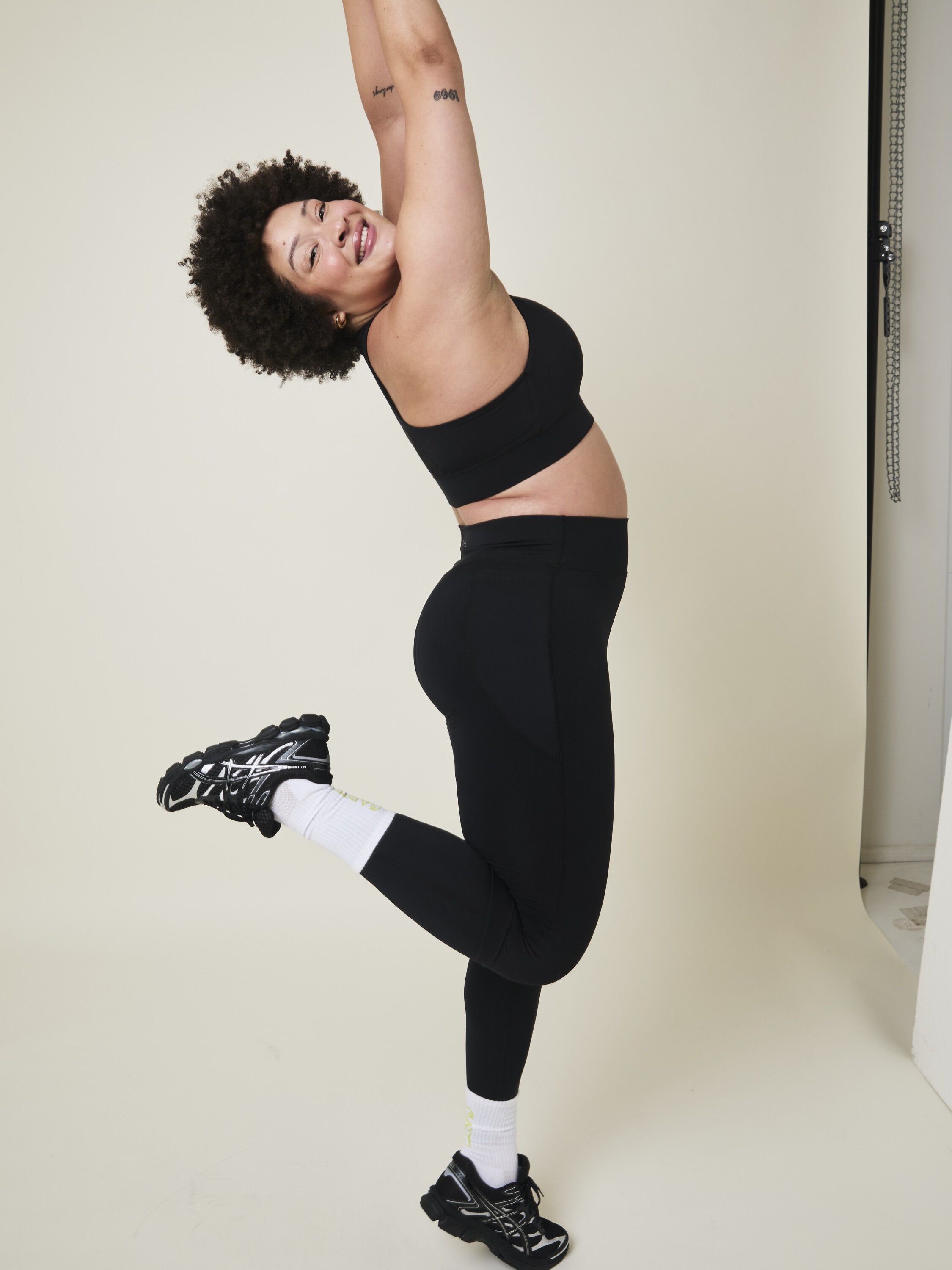 All Purpose H&oslash;jtaljet Leggings med lomme - Nero