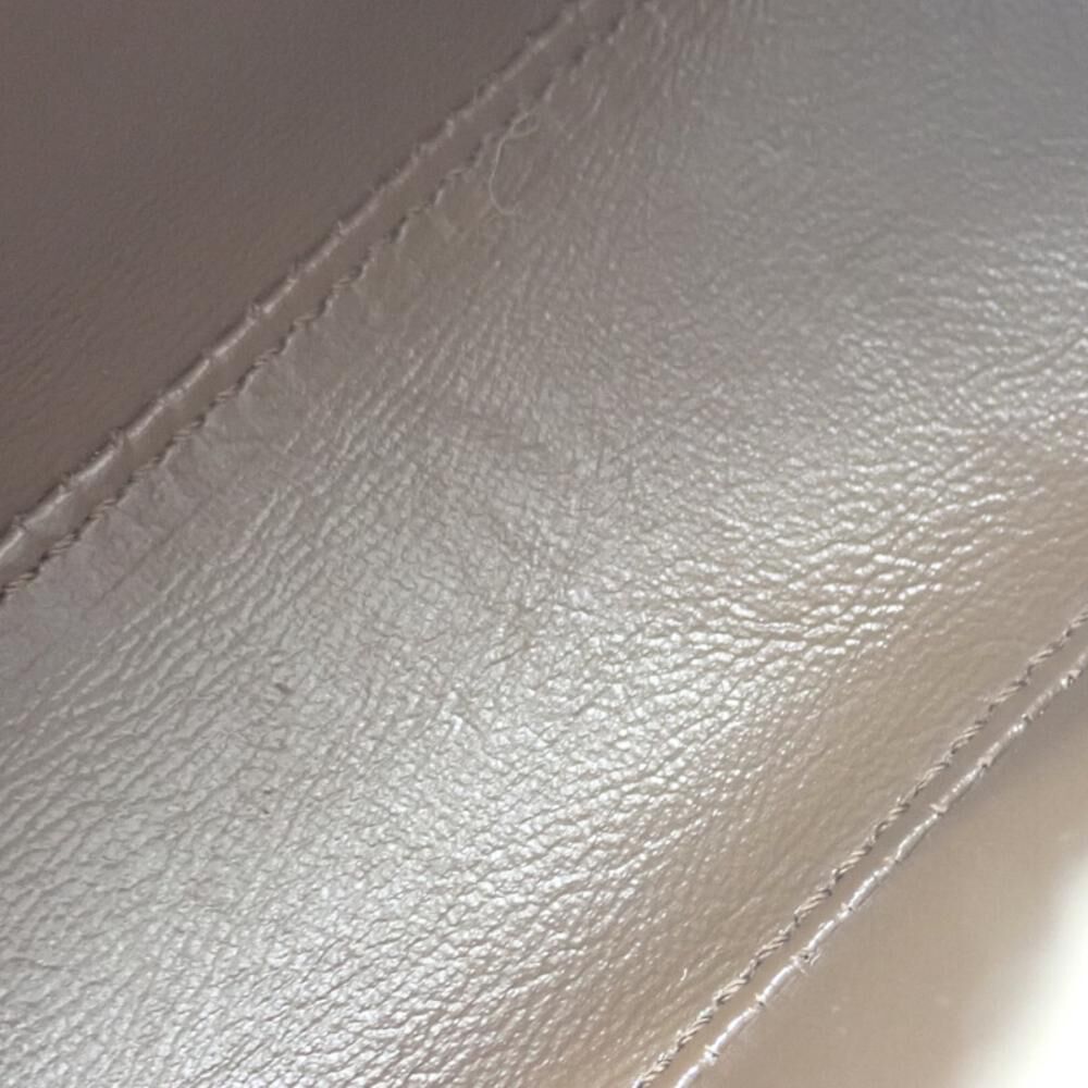 Yves Saint Laurent Shoulder Bag