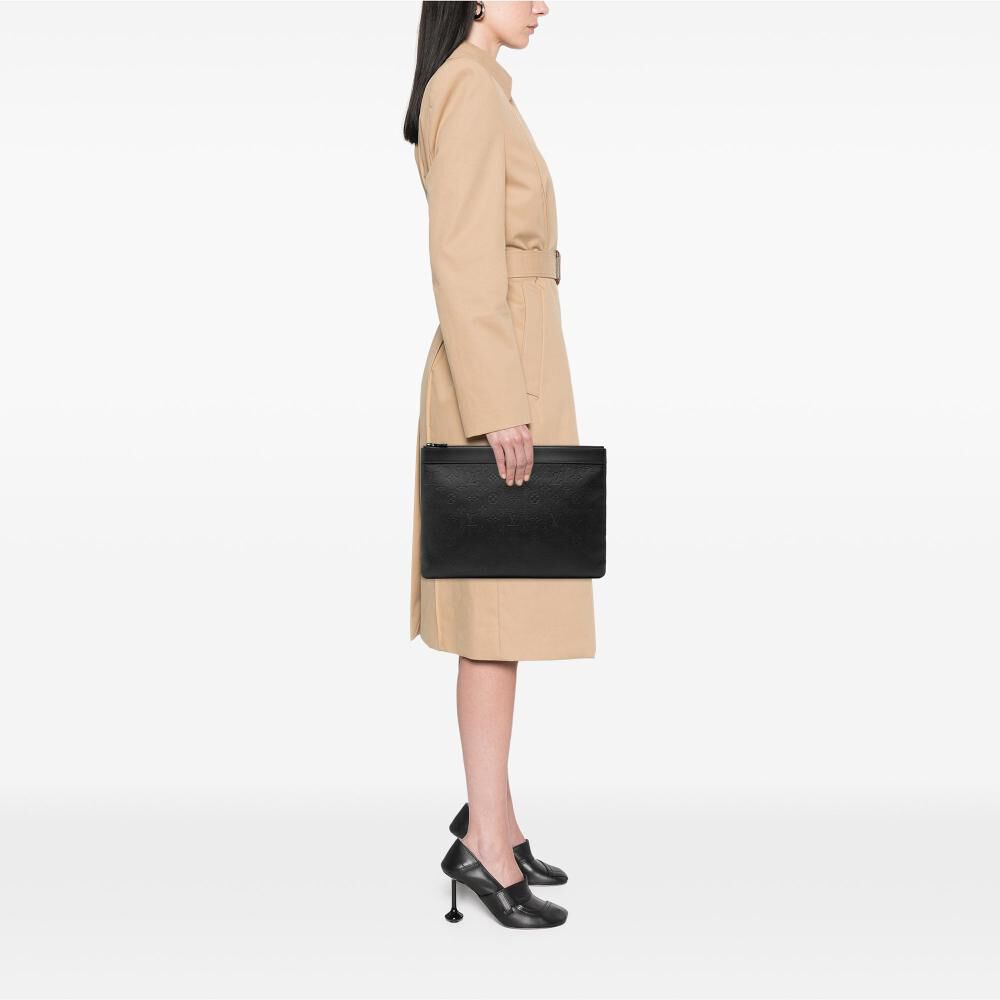 Louis Vuitton Clutch