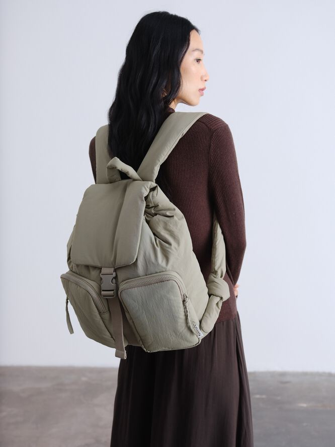 Isla Backpack