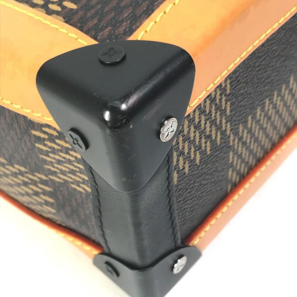 Louis Vuitton Shoulder Bags