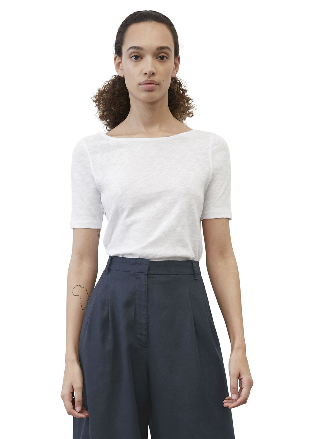 T-shirt, short-sleeve, boat-neck