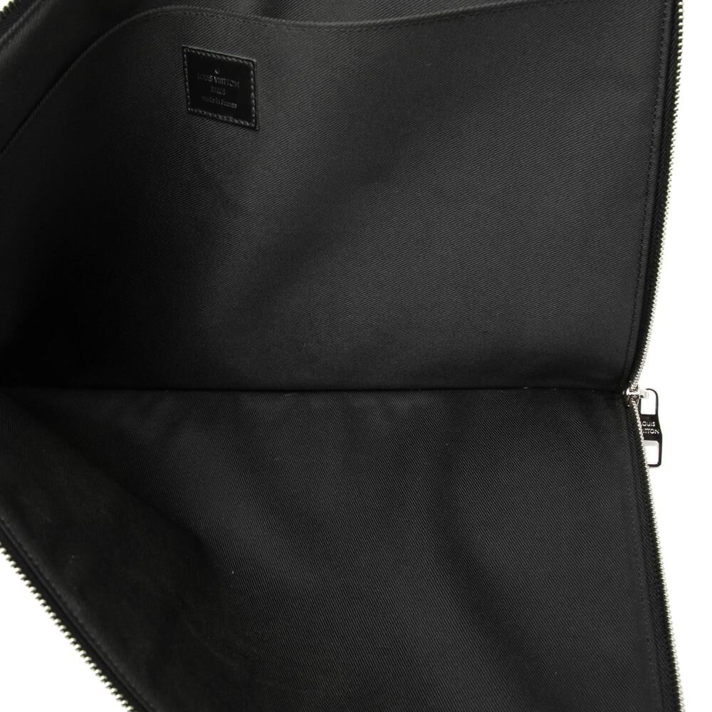 Louis Vuitton Clutch