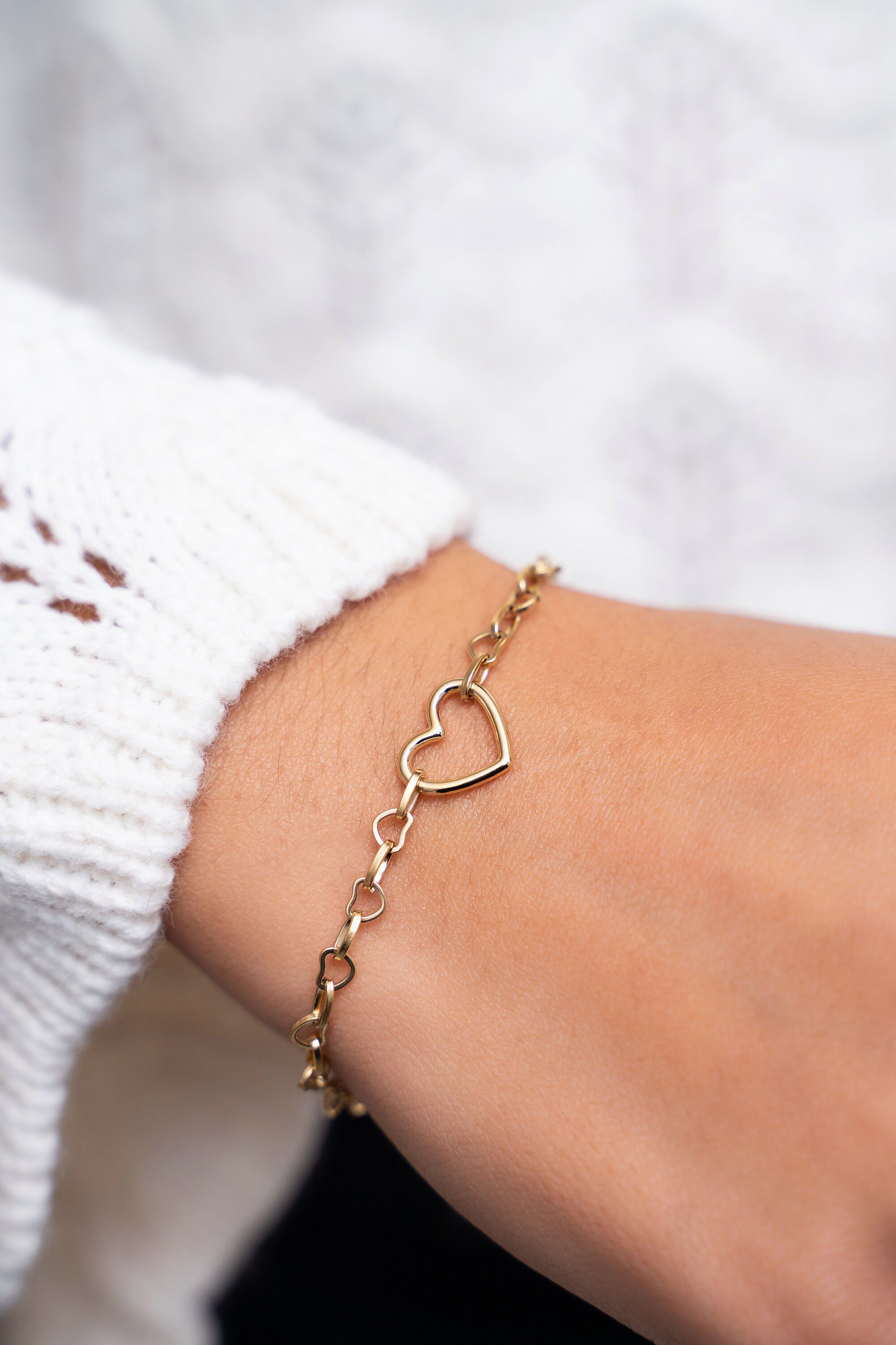 Bracelet heart chain