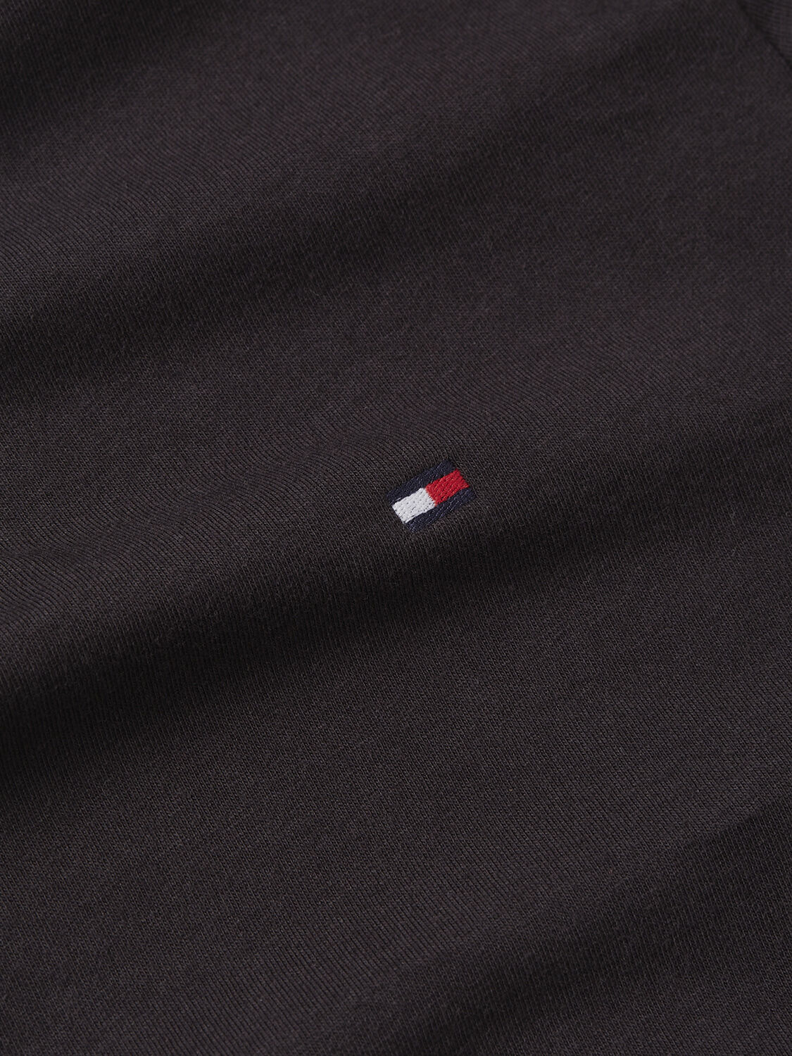 ESSENTIAL REG FIT SOLID TEE