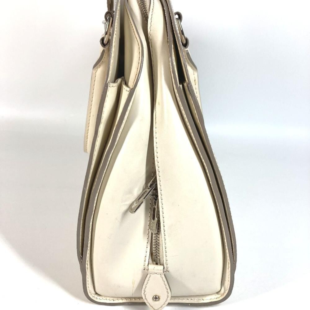 Louis Vuitton Pont Neuf