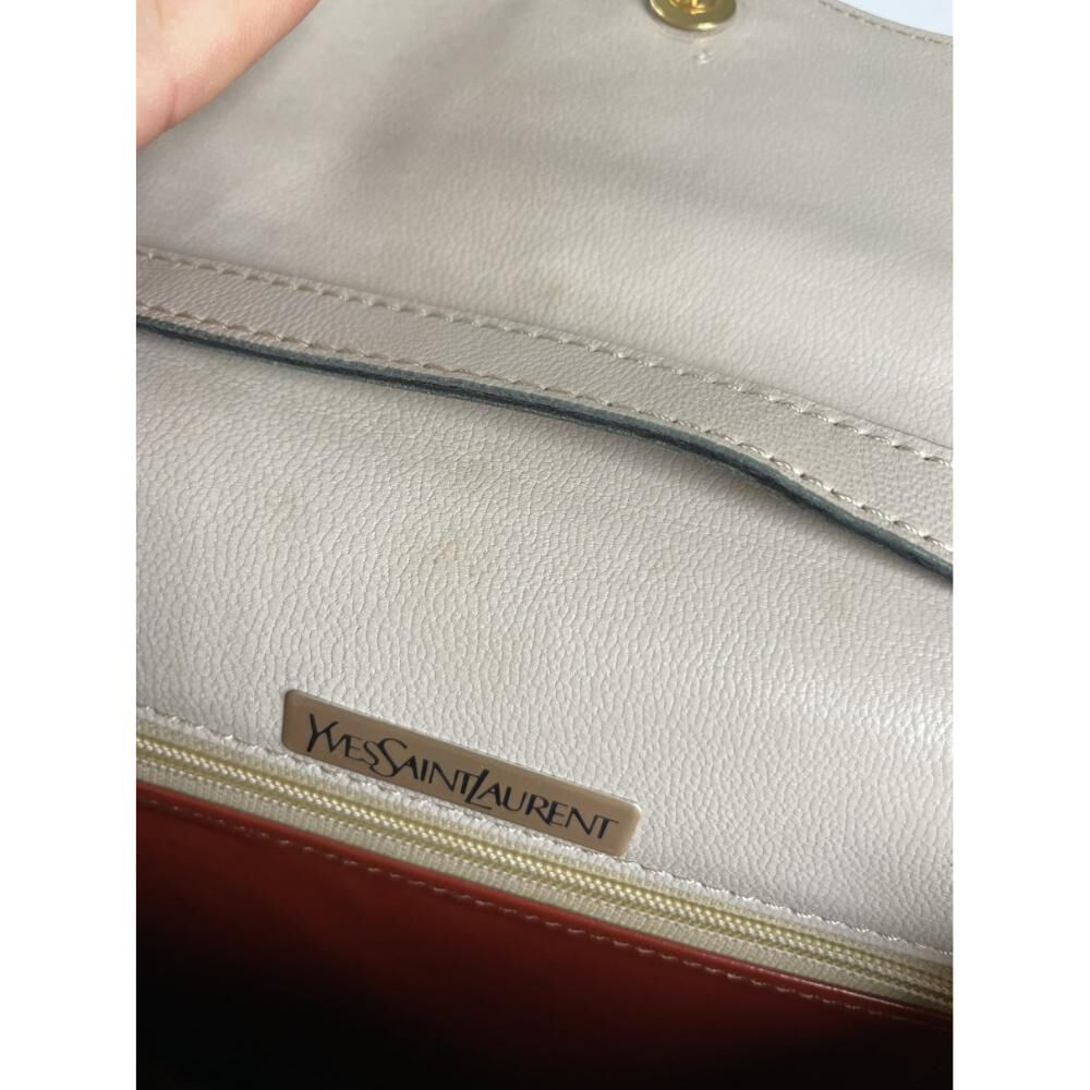 Yves Saint Laurent Shoulder Bag
