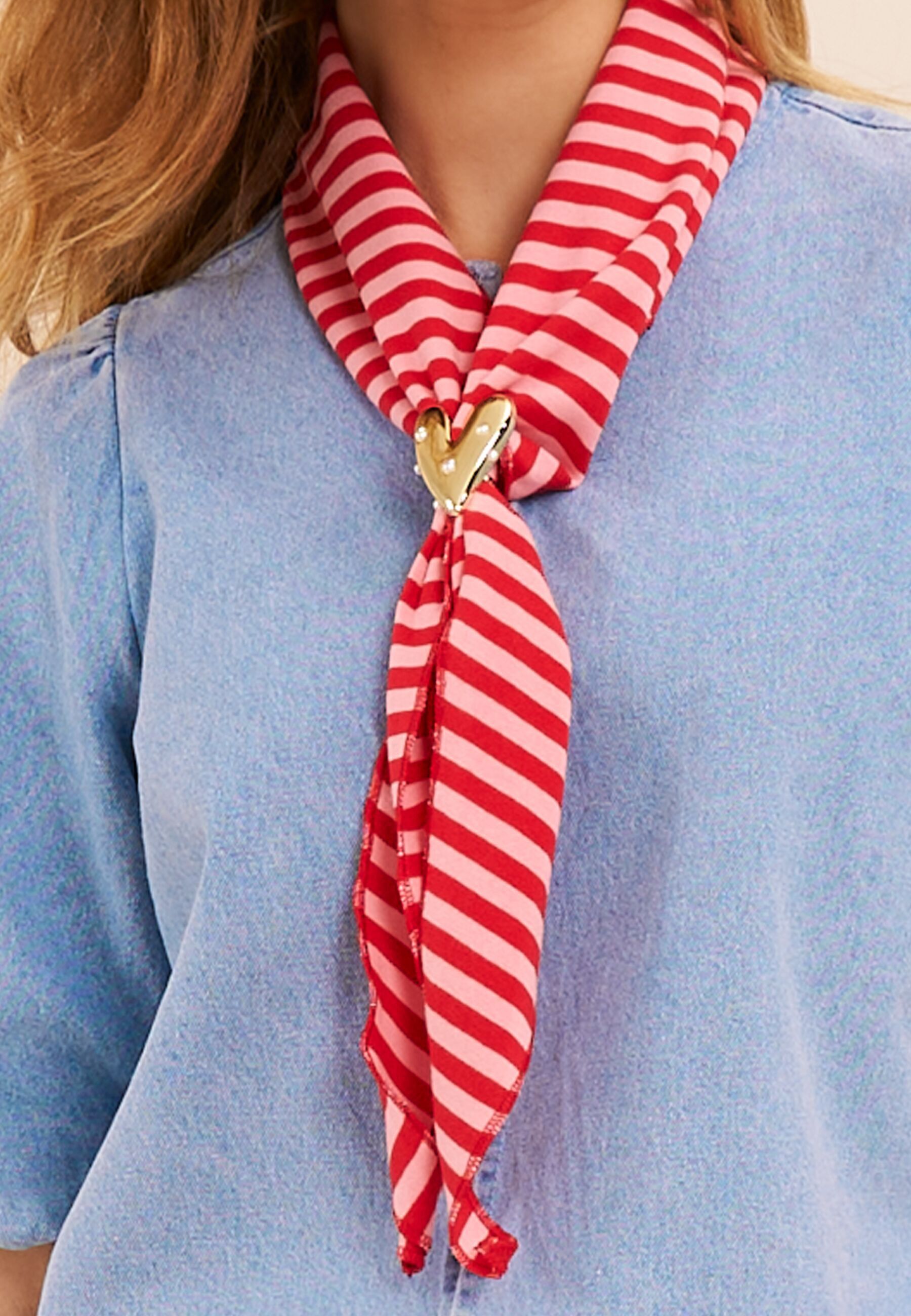 Traingle scarf striped red pink