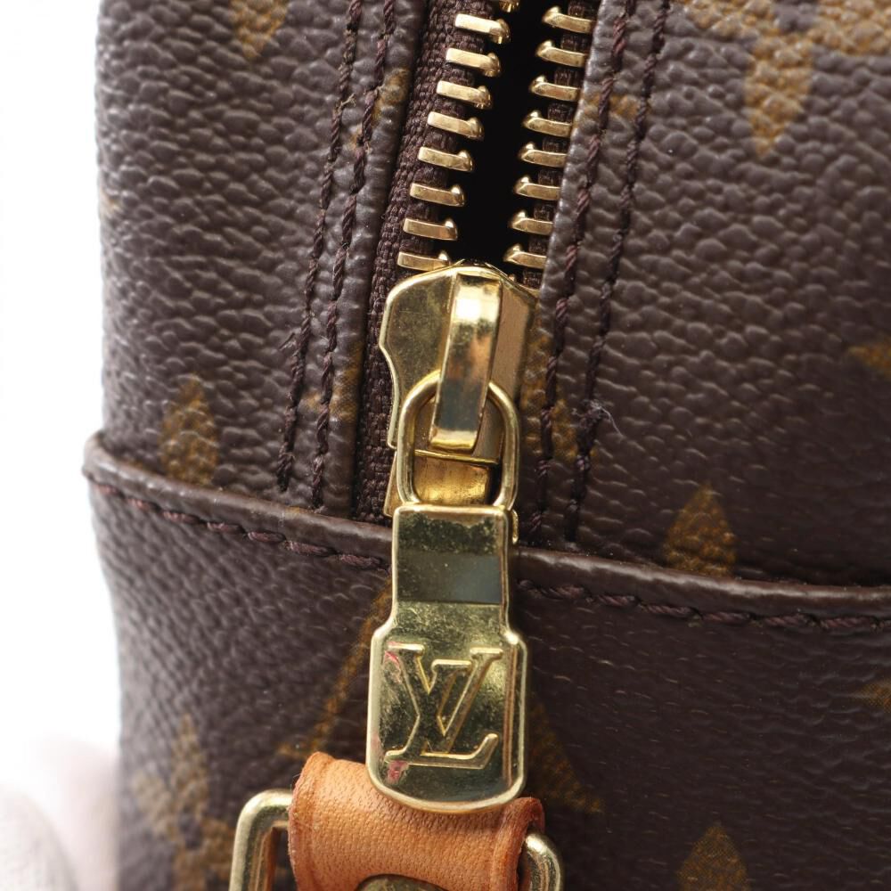 Louis Vuitton Shoulder Bags
