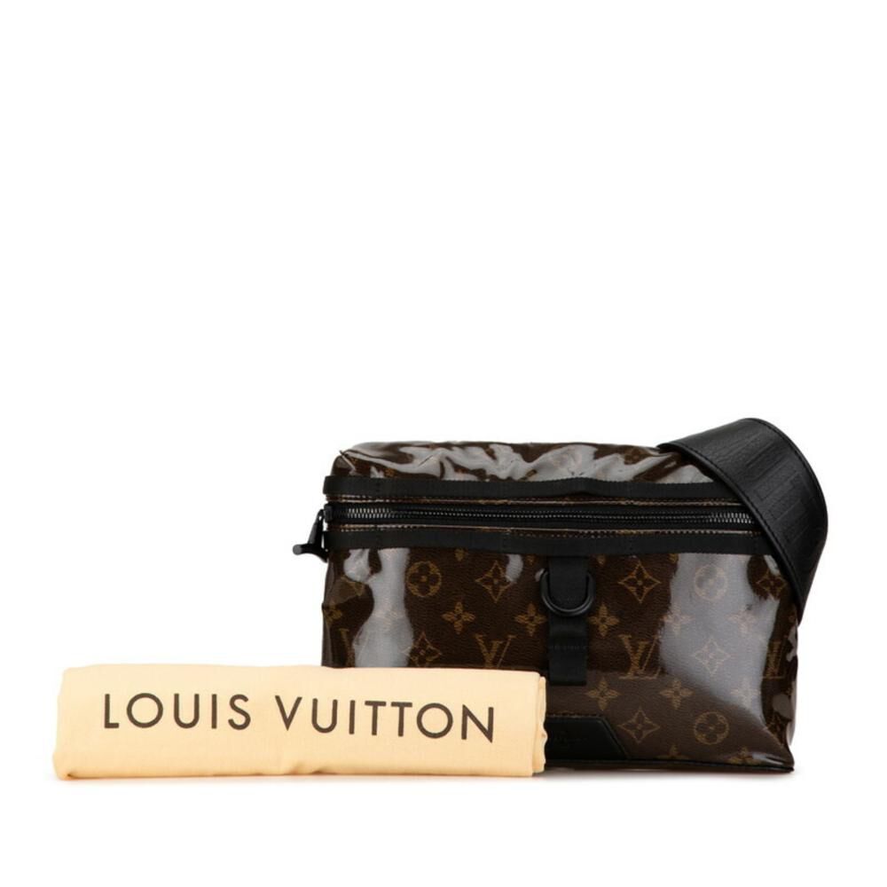 Louis Vuitton Poche Toilette