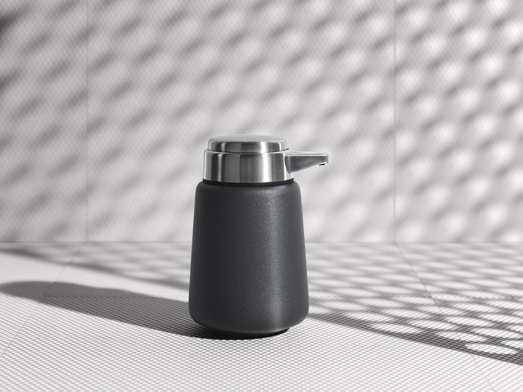 Vipp9 tv&aring;ldispenser