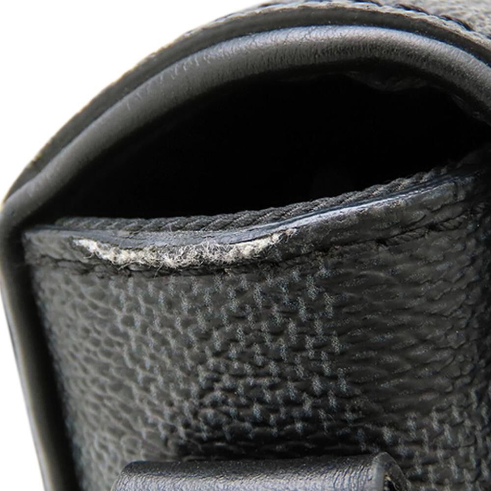Louis Vuitton Messenger