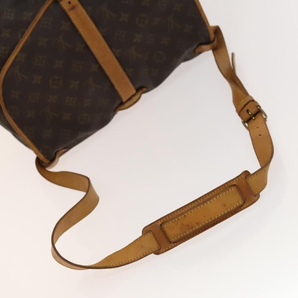 Louis Vuitton Saumur