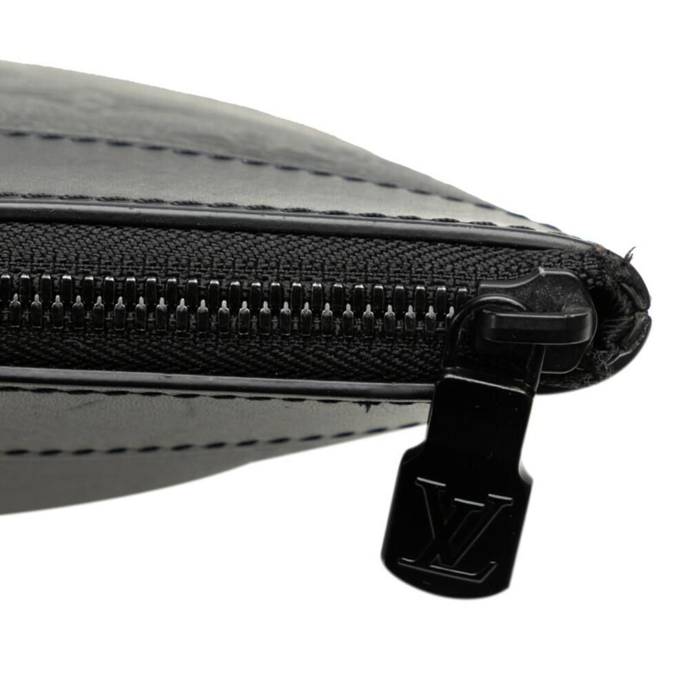 Louis Vuitton Clutch