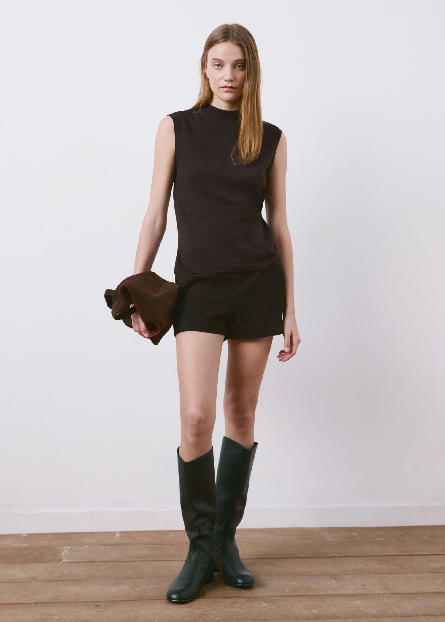 Side gathered knitted top