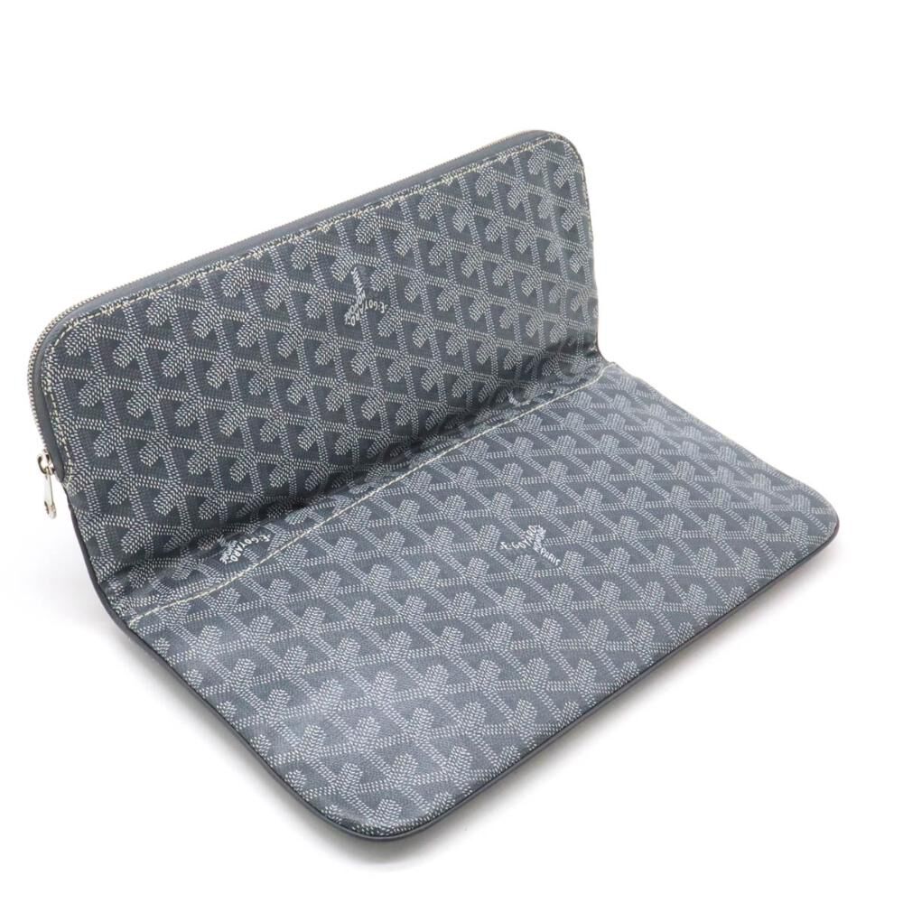 Goyard Clutch