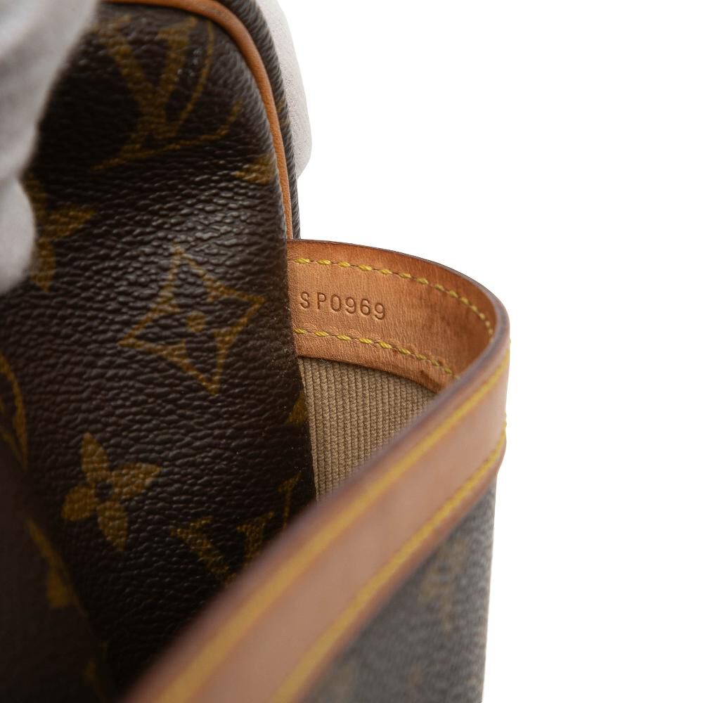 Louis Vuitton Reporter