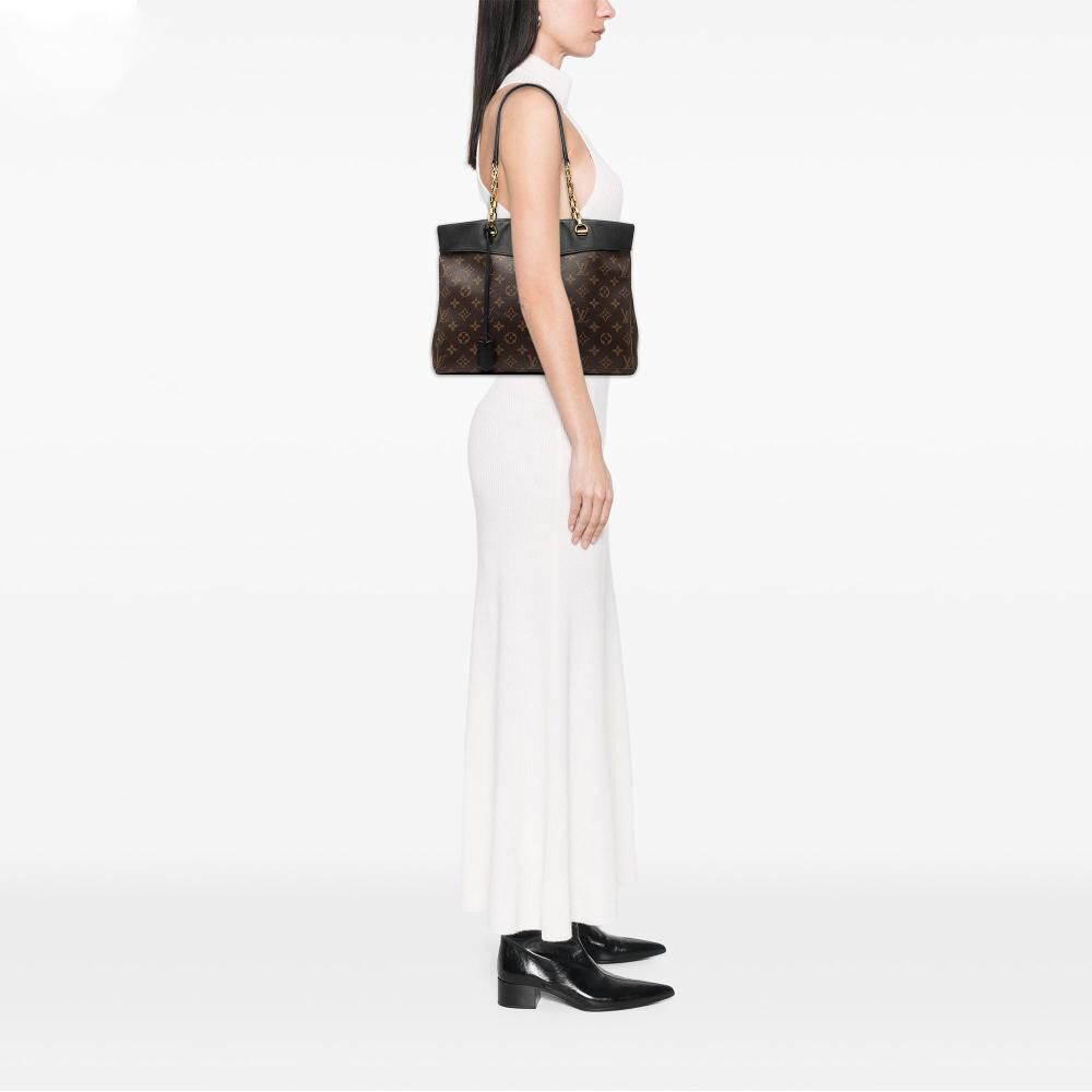 Louis Vuitton Pallas