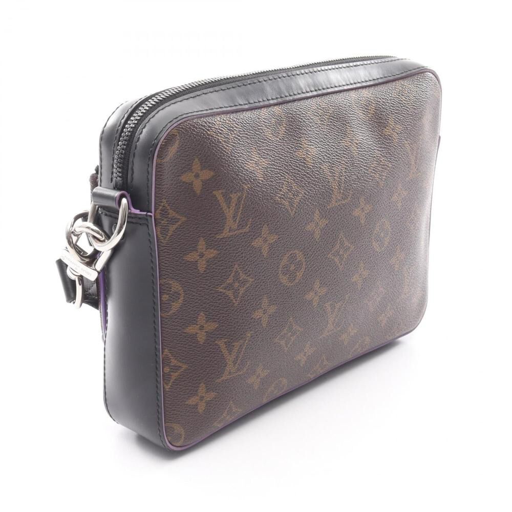Louis Vuitton Shoulder Bags