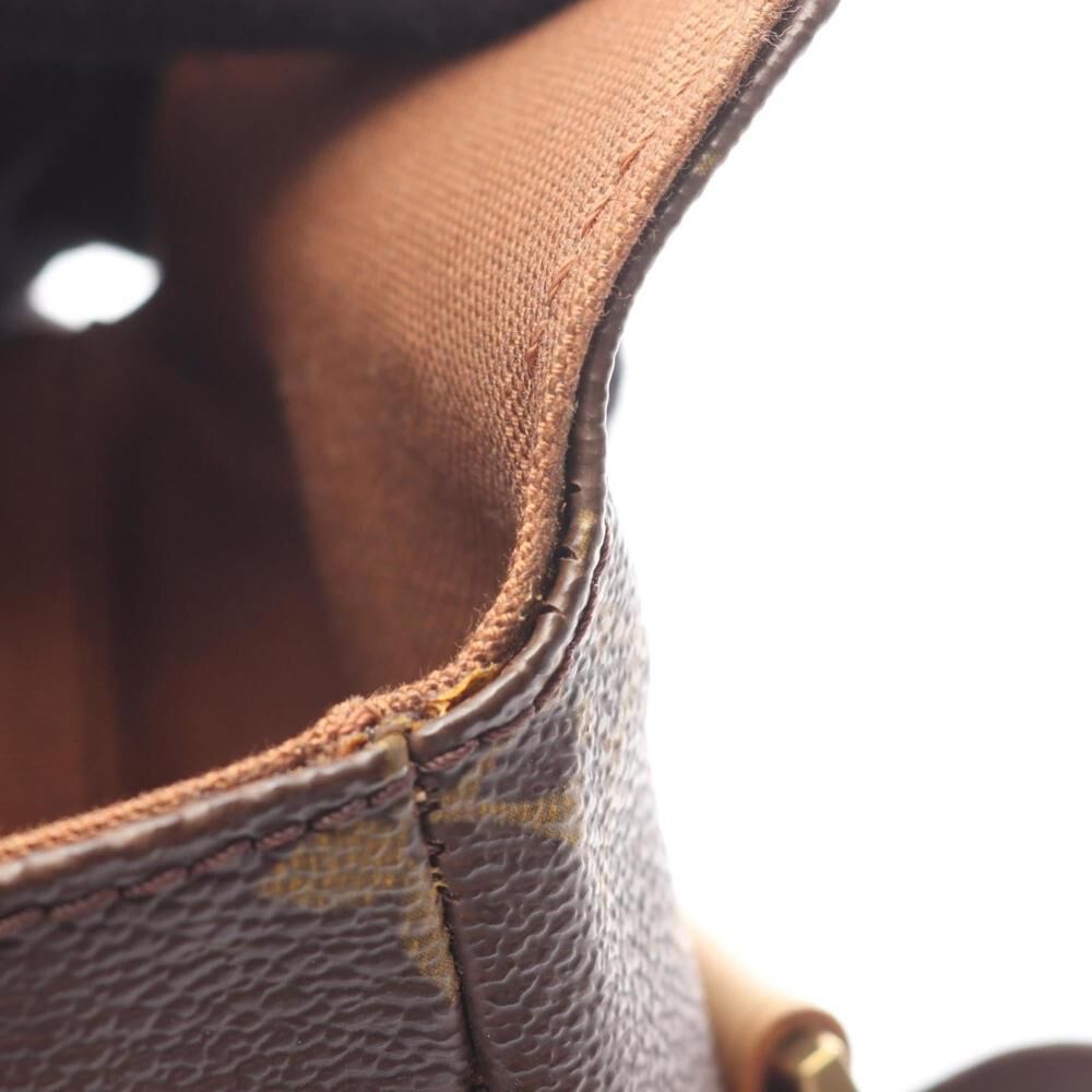 Louis Vuitton Shoulder Bags