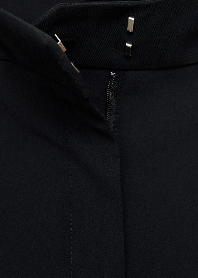 Straight mid-rise trousers