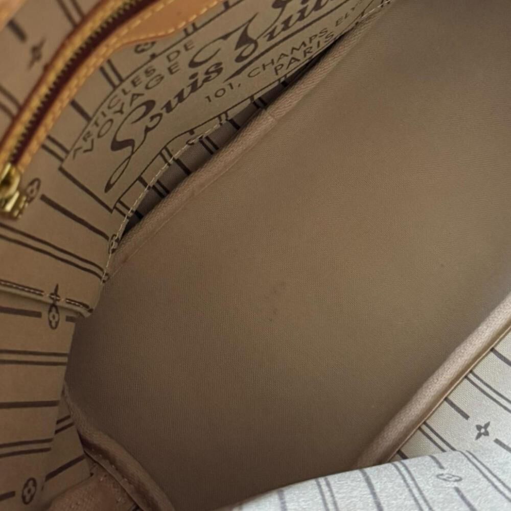 Louis Vuitton Neverfull