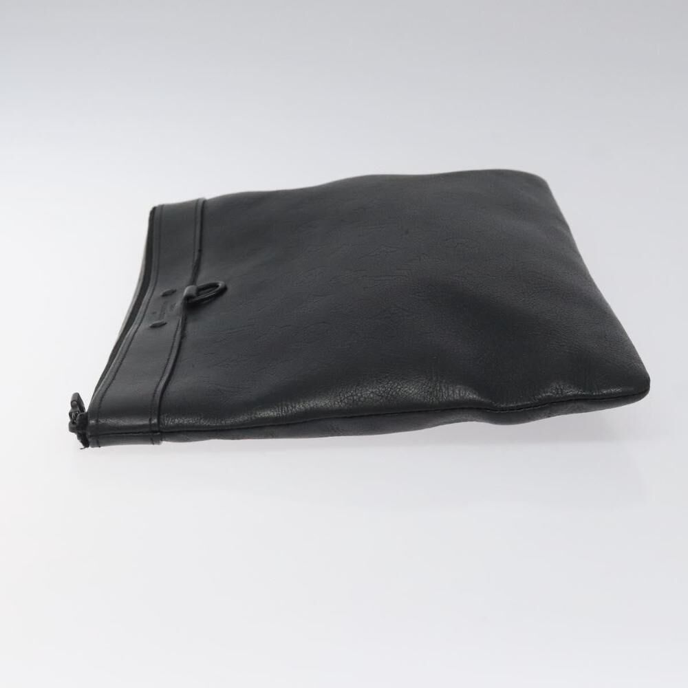 Louis Vuitton Clutch