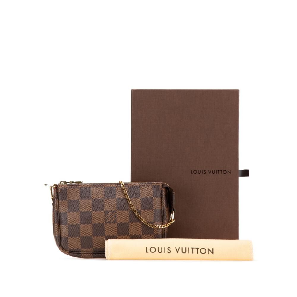 Louis Vuitton Pochette Accessoires