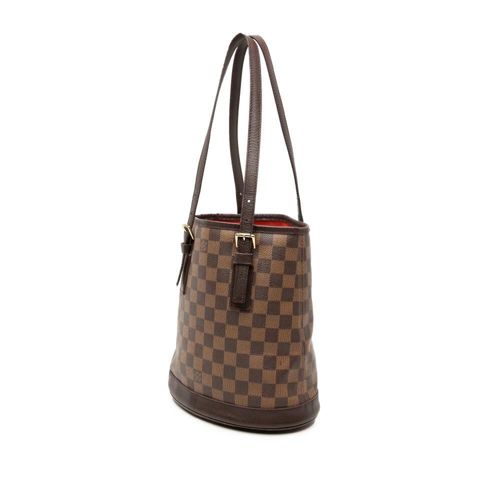 Louis Vuitton Marais