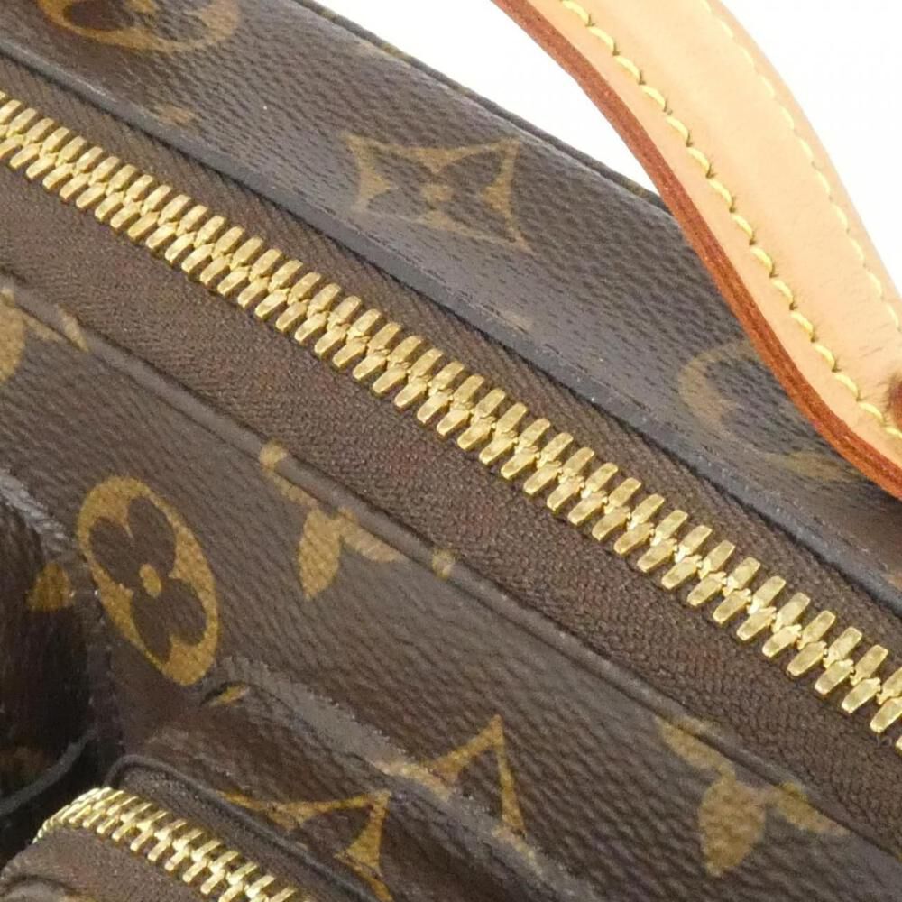 Louis Vuitton Shoulder Bags