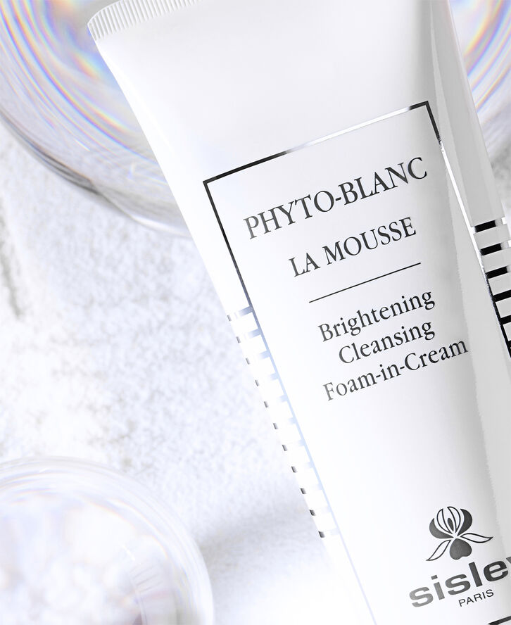 Phyto-Blanc Brightening Cleansing Foam-in-Cream