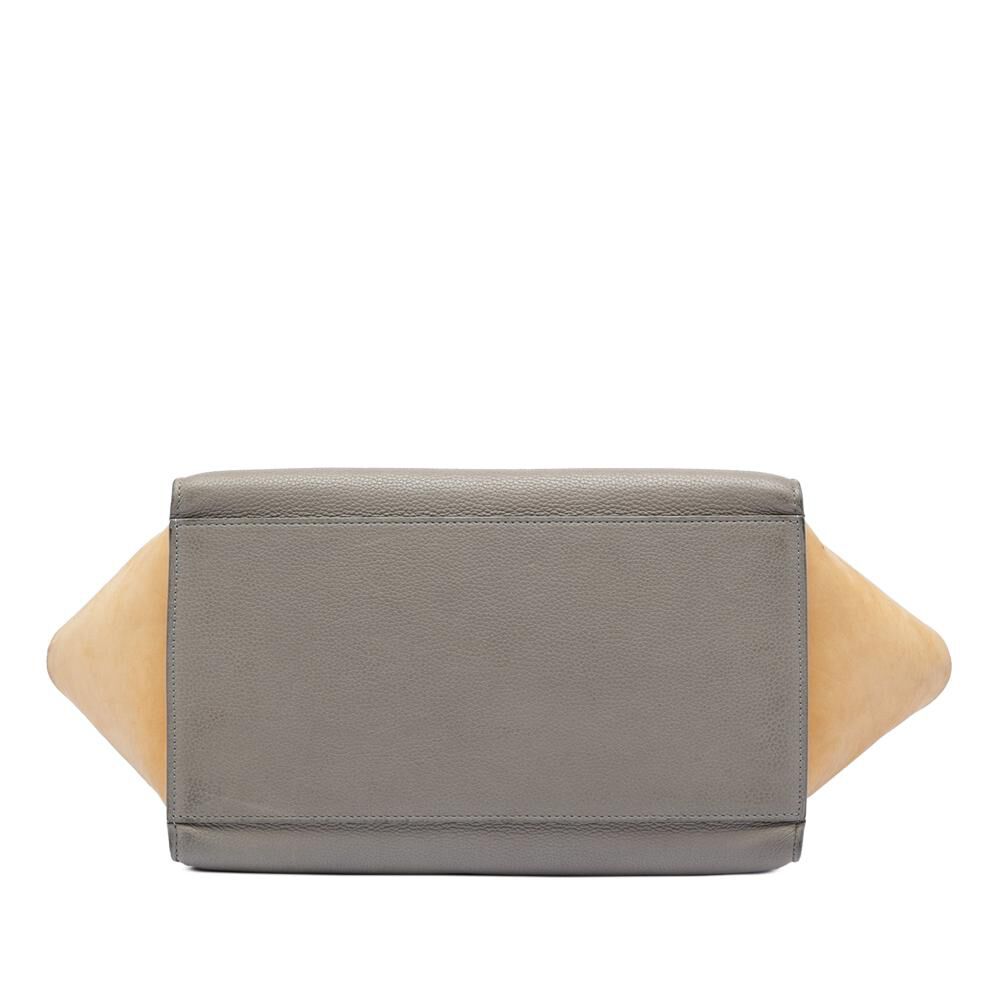 C&eacute;line Trapeze